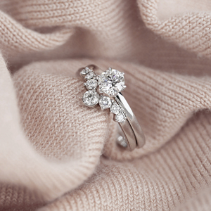 TIMANTTISORMUS IRIS - Kultakeskus Oy