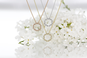 TIMANTTIRIIPUS SWAN - Kultakeskus Oy