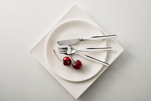 JÄLKIRUOKALUSIKKA TAPIO - Kultakeskus Oy